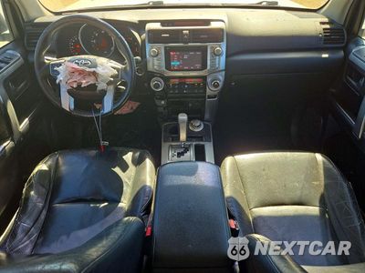 Zdjęcie 8 z 12 samochodu: 2012 TOYOTA 4RUNNER LIMITED VIN:JTEBU5JR8C5081775 - miniatura