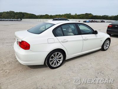 Trzecie zdjęcie samochodu z tyłu: 2009 BMW 328 I VIN:WBAPH73509E126833 - miniatura