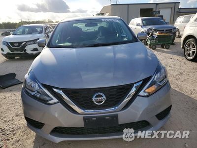 Piąte zdjęcie samochodu w środku: 2018 NISSAN SENTRA S VIN:3N1AB7AP6JY297031 - miniatura