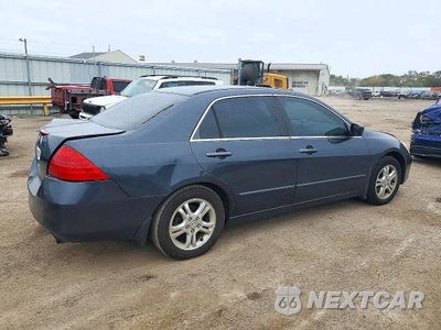 Trzecie zdjęcie samochodu z tyłu: 2006 HONDA ACCORD EX VIN:1HGCM56766A049680 - miniatura
