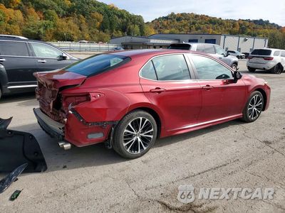 Trzecie zdjęcie samochodu z tyłu: 2018 TOYOTA CAMRY SE VIN:4T1B11HK9JU624550 - miniatura