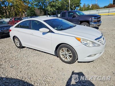 Czwarte zdjęcie samochodu z boku: 2013 HYUNDAI SONATA GLS VIN:5NPEB4ACXDH674133 - miniatura