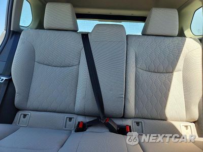 Zdjęcie 10 z 14 samochodu: 2026 TOYOTA COROLLA CROSS L VIN:7MUAAAAG7TV205616 - miniatura