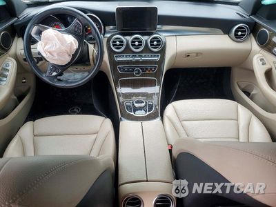 Zdjęcie 8 z 12 samochodu: 2018 MERCEDES-BENZ C 300 VIN:WDDWF4JB4JR387235 - miniatura