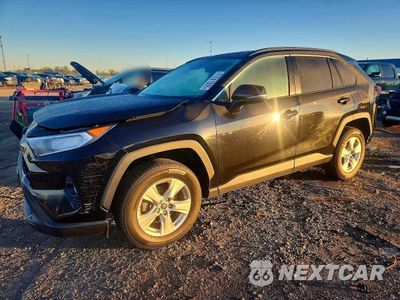 2021 TOYOTA RAV4 XLE 2T3P1RFV4MC192061 - główne zdjęcie licytacji z USA - miniatura
