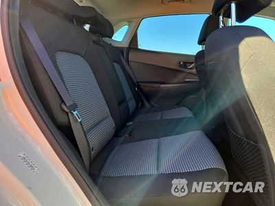 Zdjęcie 11 z 13 samochodu: 2020 HYUNDAI KONA SEL VIN:KM8K2CAA2LU560414 - miniatura