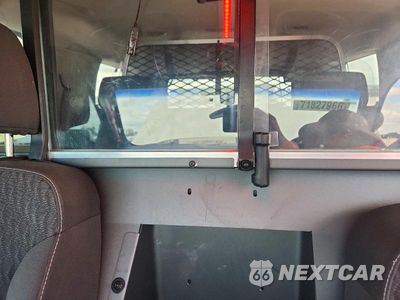Zdjęcie 10 z 13 samochodu: 2019 CHEVROLET TAHOE POLICE VIN:1GNLCDEC2KR220020 - miniatura