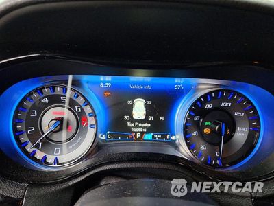Zdjęcie 9 z 12 samochodu: 2016 CHRYSLER 300 S VIN:2C3CCAGG2GH296579 - miniatura
