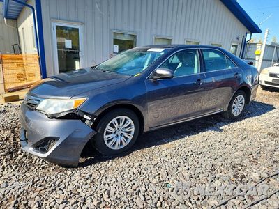 2014 TOYOTA CAMRY LE 4T4BF1FK1ER434452 - główne zdjęcie licytacji z USA - miniatura