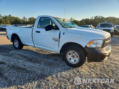 Czwarte zdjęcie samochodu z boku: 2023 RAM 1500 CLASSIC TRADESMAN VIN:3C6JR6DG1PG639683 - miniatura