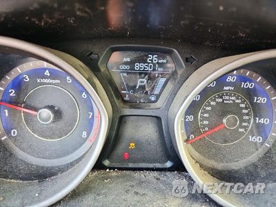 Zdjęcie 9 z 12 samochodu: 2013 HYUNDAI ELANTRA LIMITED VIN:KMHDH4AE8DU757217 - miniatura