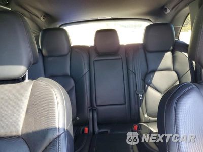Zdjęcie 10 z 13 samochodu: 2016 PORSCHE CAYENNE VIN:WP1AA2A29GLA01927 - miniatura