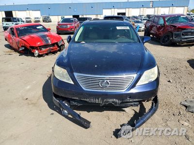 Piąte zdjęcie samochodu w środku: 2007 LEXUS LS 460L VIN:JTHGL46F275008587 - miniatura