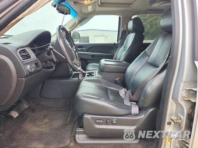Zdjęcie 7 z 13 samochodu: 2013 CHEVROLET TAHOE C1500 LT VIN:1GNSCBE09DR134972 - miniatura