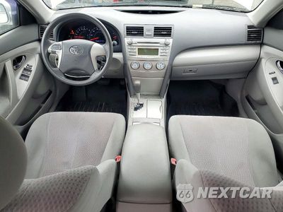 Zdjęcie 8 z 12 samochodu: 2011 TOYOTA CAMRY LE VIN:4T4BF3EK3BR214268 - miniatura
