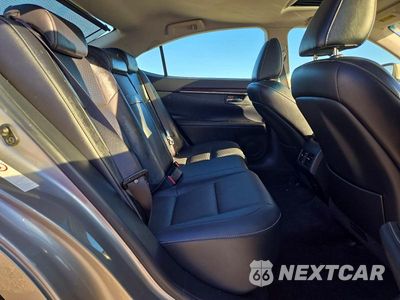 Zdjęcie 10 z 12 samochodu: 2015 LEXUS ES 350 VIN:JTHBK1GG0F2156840 - miniatura