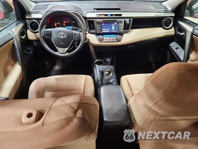 Zdjęcie 8 z 13 samochodu: 2014 TOYOTA RAV4 XLE VIN:2T3RFREV8EW184458 - miniatura
