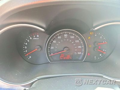 Zdjęcie 9 z 13 samochodu: 2015 KIA SORENTO LX VIN:5XYKT3A66FG620195 - miniatura