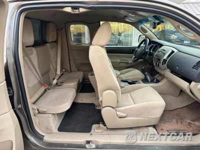 Zdjęcie 6 z 10 samochodu: 2010 TOYOTA TACOMA V6 VIN:5TEUU4EN6AZ733639 - miniatura