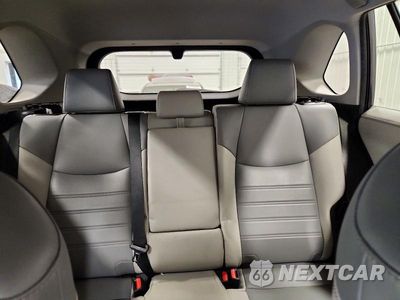 Zdjęcie 10 z 14 samochodu: 2019 TOYOTA RAV4 LIMITED VIN:2T3DWRFV0KW009433 - miniatura
