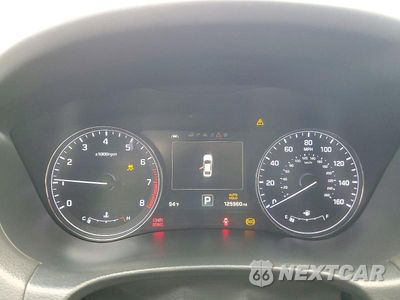 Zdjęcie 9 z 13 samochodu: 2017 GENESIS G80 3.8 VIN:KMHGN4JEXHU189676 - miniatura