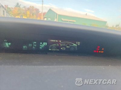 Zdjęcie 9 z 12 samochodu: 2013 TOYOTA PRIUS TWO VIN:JTDKN3DU1D1676000 - miniatura
