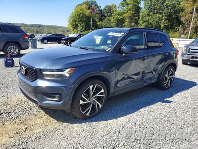 2022 VOLVO XC40 T5 R-DESIGN YV4162UM4N2656691 - główne zdjęcie licytacji z USA - miniatura