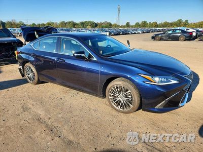 Czwarte zdjęcie samochodu z boku: 2025 LEXUS ES 350 BASE VIN:58ADZ1B10SU196539 - miniatura