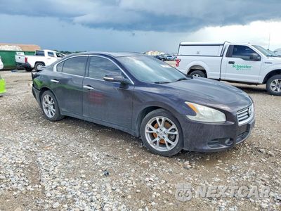 Czwarte zdjęcie samochodu z boku: 2014 NISSAN MAXIMA 3.5 S VIN:1N4AA5AP2EC911212 - miniatura