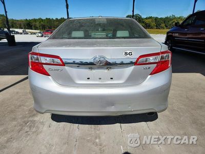 Zdjęcie 6 z 12 samochodu: 2014 TOYOTA CAMRY XLE VIN:4T4BF1FK3ER419340 - miniatura