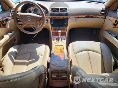 Zdjęcie 8 z 13 samochodu: 2008 MERCEDES-BENZ E 350 VIN:WDBUF56X88B250098 - miniatura