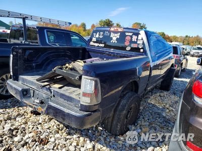 Trzecie zdjęcie samochodu z tyłu: 2018 RAM 1500 ST VIN:1C6RR7FG0JS221492 - miniatura