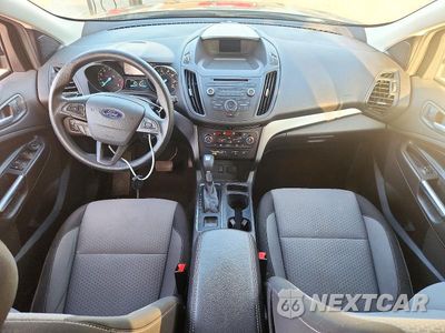 Zdjęcie 8 z 13 samochodu: 2017 FORD ESCAPE SE VIN:1FMCU9GD1HUA47696 - miniatura