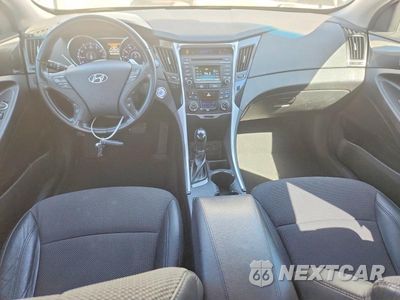 Zdjęcie 8 z 12 samochodu: 2014 HYUNDAI SONATA SE 2.0T VIN:5NPEC4AB3EH884207 - miniatura
