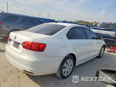 Trzecie zdjęcie samochodu z tyłu: 2014 VOLKSWAGEN JETTA SE VIN:3VWD17AJ2EM367000 - miniatura