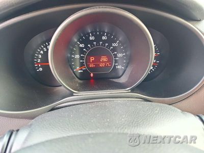 Zdjęcie 9 z 12 samochodu: 2019 KIA SOUL BASE VIN:KNDJN2A2XK7665791 - miniatura