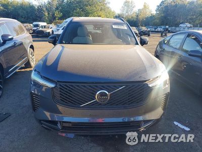 Piąte zdjęcie samochodu w środku: 2026 VOLVO XC90 ULTRA VIN:YV4H60JM1T1433986 - miniatura
