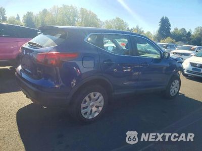 Trzecie zdjęcie samochodu z tyłu: 2019 NISSAN ROGUE SPORT S VIN:JN1BJ1CR4KW338672 - miniatura