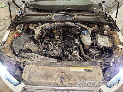 Zdjęcie 11 z 12 samochodu: 2017 AUDI A4 PREMIUM VIN:WAUANAF45HN043976 - miniatura