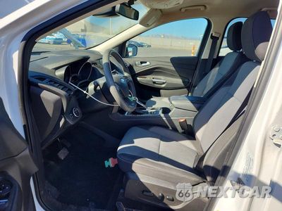 Zdjęcie 7 z 14 samochodu: 2019 FORD ESCAPE SE VIN:1FMCU9GD5KUC34463 - miniatura