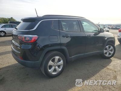 Trzecie zdjęcie samochodu z tyłu: 2018 JEEP COMPASS LATITUDE VIN:3C4NJDBB6JT366820 - miniatura