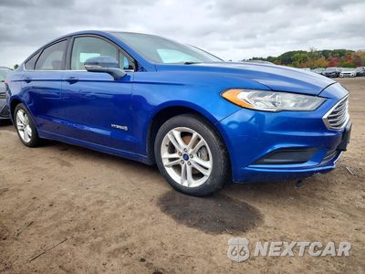 Czwarte zdjęcie samochodu z boku: 2018 FORD FUSION S HYBRID VIN:3FA6P0UU1JR122926 - miniatura
