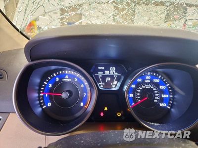 Zdjęcie 9 z 12 samochodu: 2013 HYUNDAI ELANTRA GLS VIN:5NPDH4AE2DH163656 - miniatura