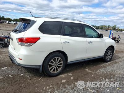 Trzecie zdjęcie samochodu z tyłu: 2016 NISSAN PATHFINDER SV VIN:5N1AR2MM2GC622266 - miniatura