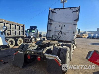 Zdjęcie 6 z 14 samochodu: 2018 FREIGHTLINER CASCADIA 126 SEMI TRUCK VIN:3AKJHHDR5JSJT6240 - miniatura