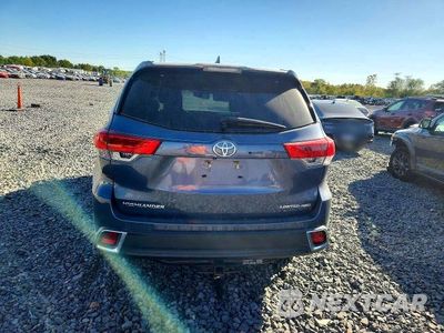 Zdjęcie 6 z 12 samochodu: 2018 TOYOTA HIGHLANDER LIMITED PLATINUM VIN:5TDDZRFH4JS488120 - miniatura