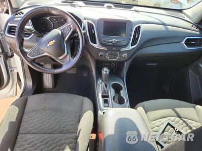 Zdjęcie 8 z 13 samochodu: 2020 CHEVROLET EQUINOX LT VIN:2GNAXTEV3L6233721 - miniatura