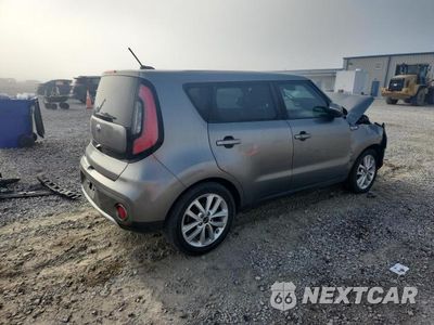 Trzecie zdjęcie samochodu z tyłu: 2018 KIA SOUL + VIN:KNDJP3A51J7515951 - miniatura