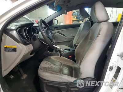 Zdjęcie 7 z 12 samochodu: 2012 KIA OPTIMA LX VIN:KNAGM4A7XC5290421 - miniatura