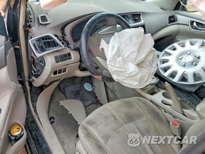 Zdjęcie 8 z 12 samochodu: 2013 NISSAN SENTRA S VIN:3N1AB7AP4DL730976 - miniatura
